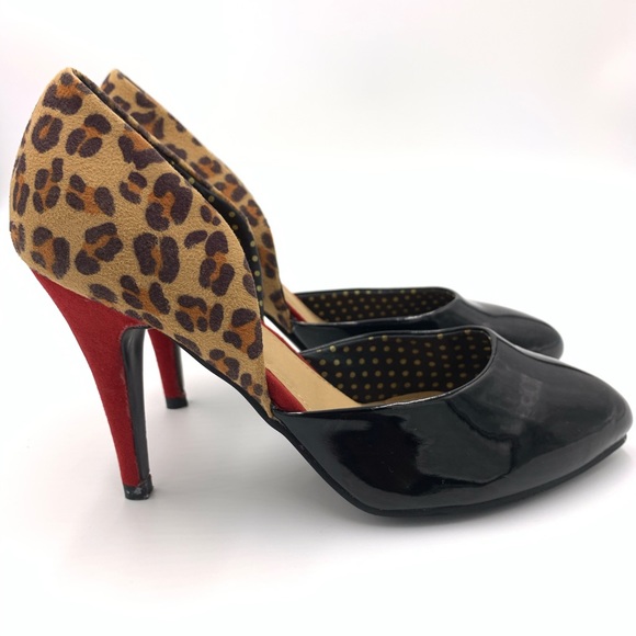 torrid Shoes - Torrid Patent Leather Cheetah Print/Red Heel Sz 8W
